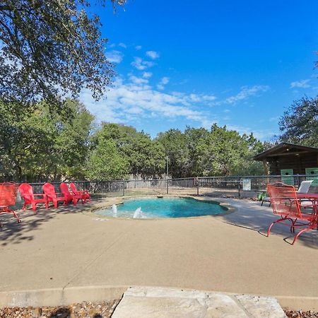 Wimberley Log Cabins Resort And Suites- Unit 7 エクステリア 写真