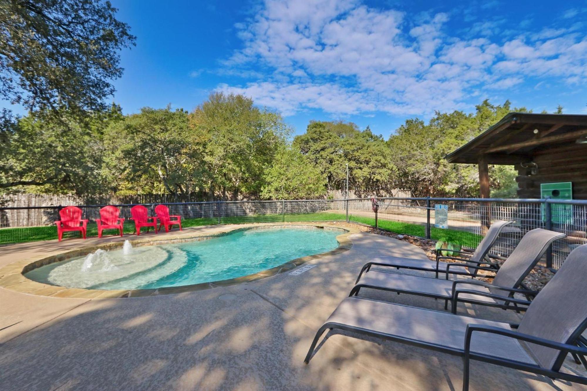 Wimberley Log Cabins Resort And Suites- Unit 7 エクステリア 写真