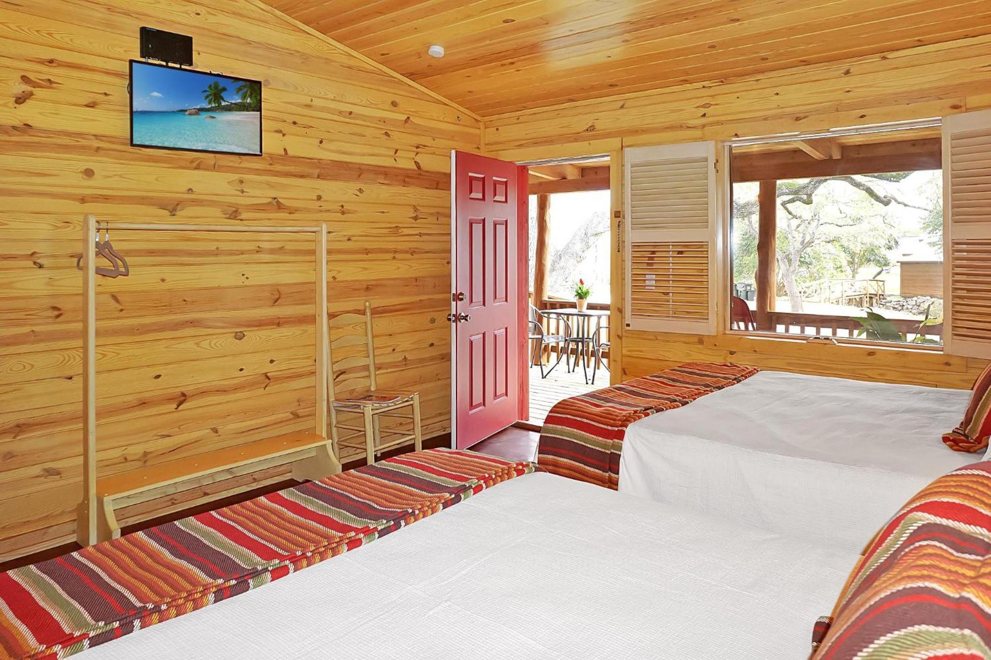 Wimberley Log Cabins Resort And Suites- Unit 7 エクステリア 写真